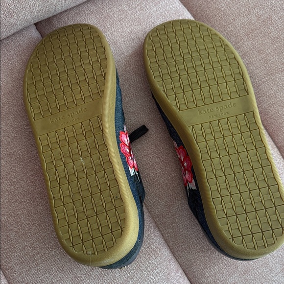 kate spade sneakers - Picture 4 of 9